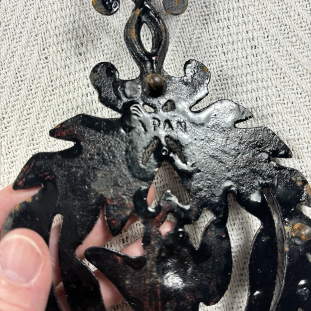 3 Vintage Cast Iron Trivets Eagle Heart Design Footed Cast Iron Decor